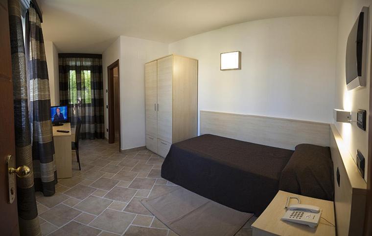 Villa Giovina Pratola Peligna Room photo